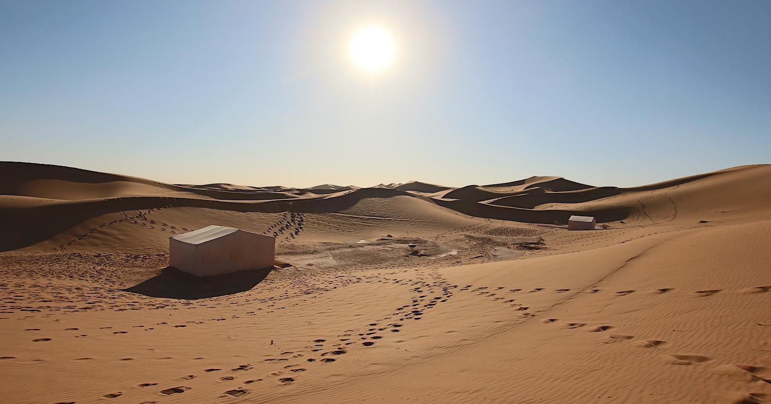 azalai luxury camp dunes chigaga
