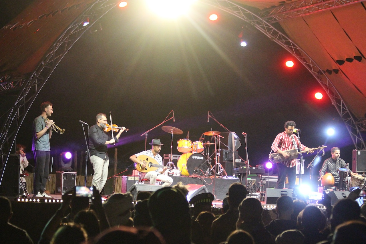 Taragalt Festival : A great Little music festival on the edge of the Sahara.