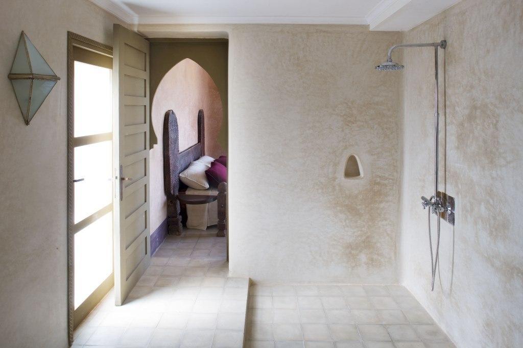 tadelakt bathroom @ dar al hossoun