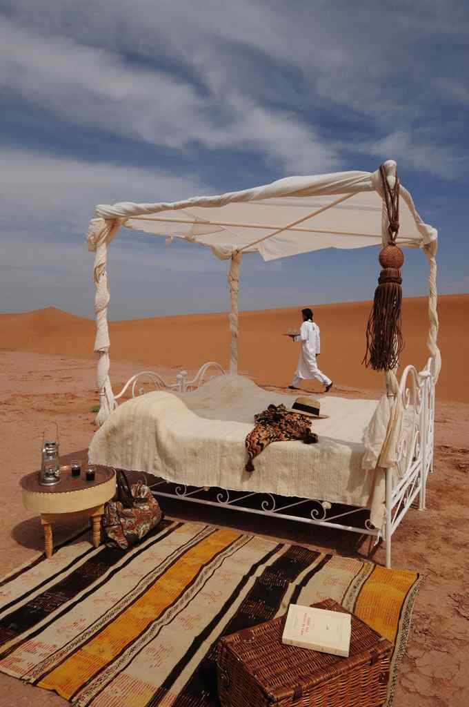 a tea in the sahara