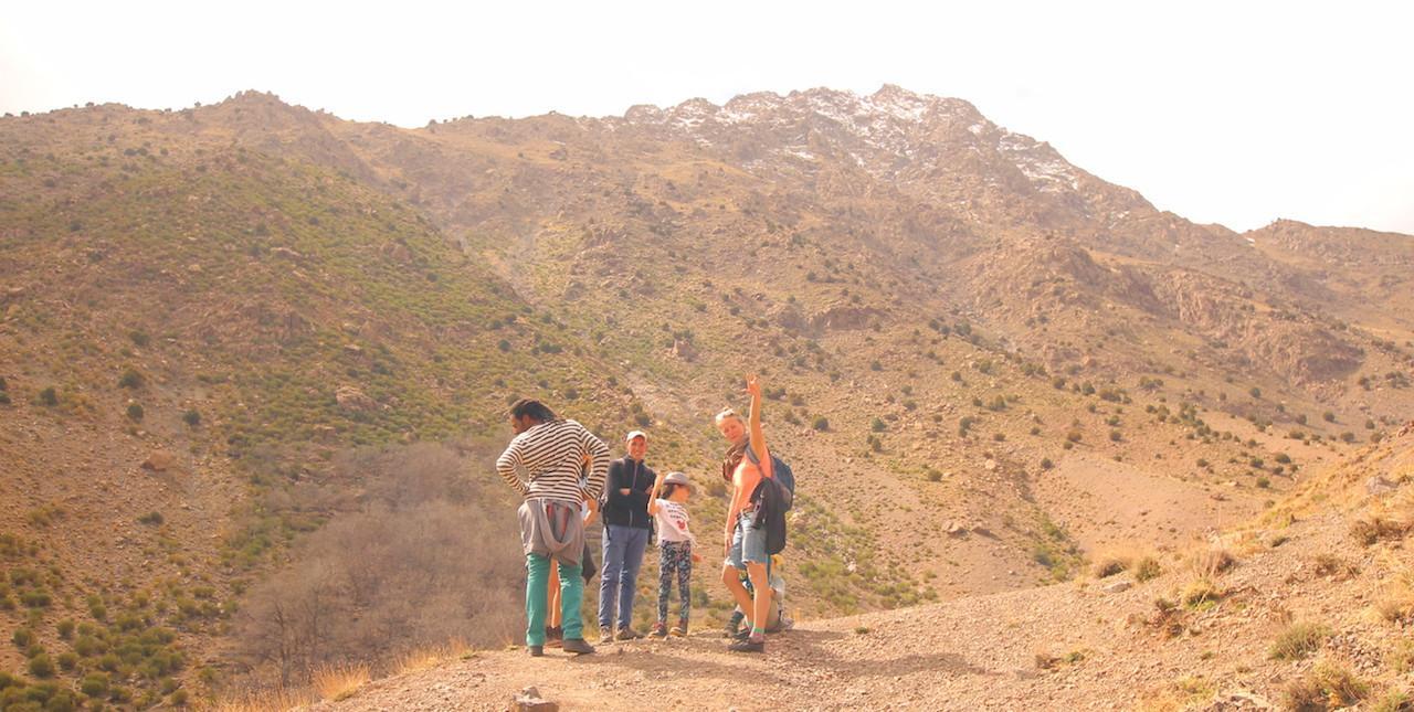 trek over Imlil with children