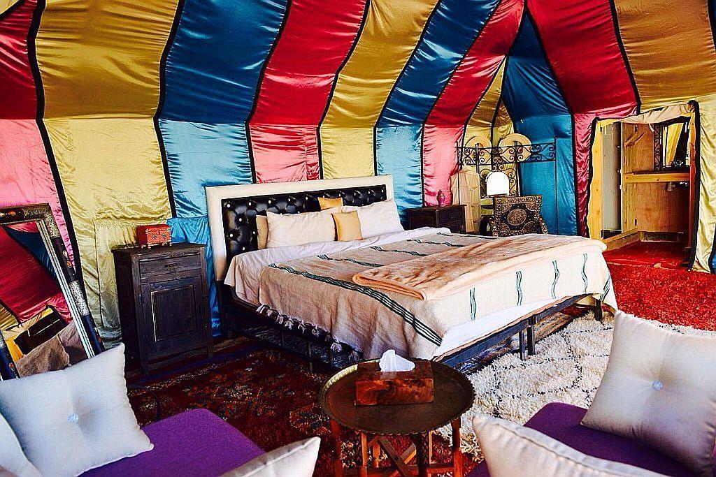 erg chebbi luxury tent inside