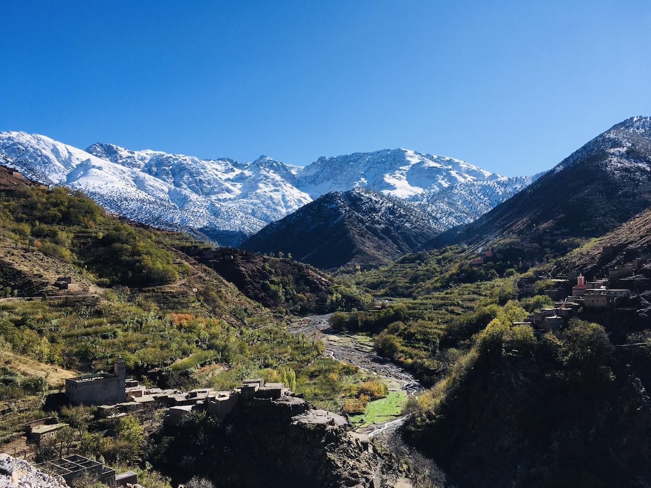 Tizi Oussem and Atlas peaks 