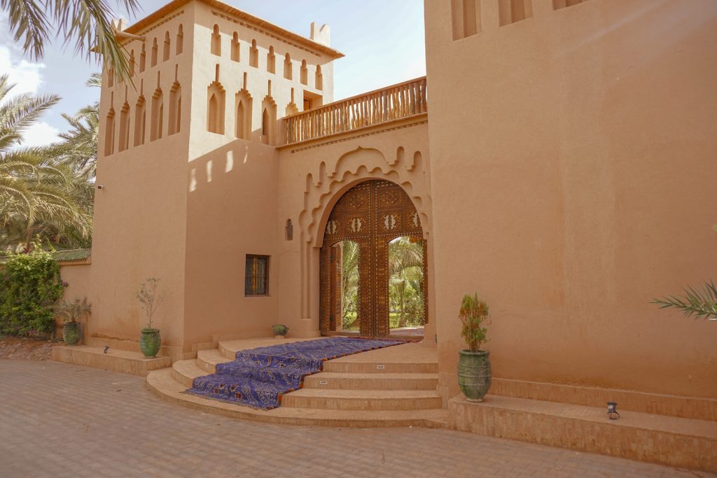 Kasbah & Dar Hnini - Eden on the way to Erg Chigaga 9 Kasbah Hnini entrance