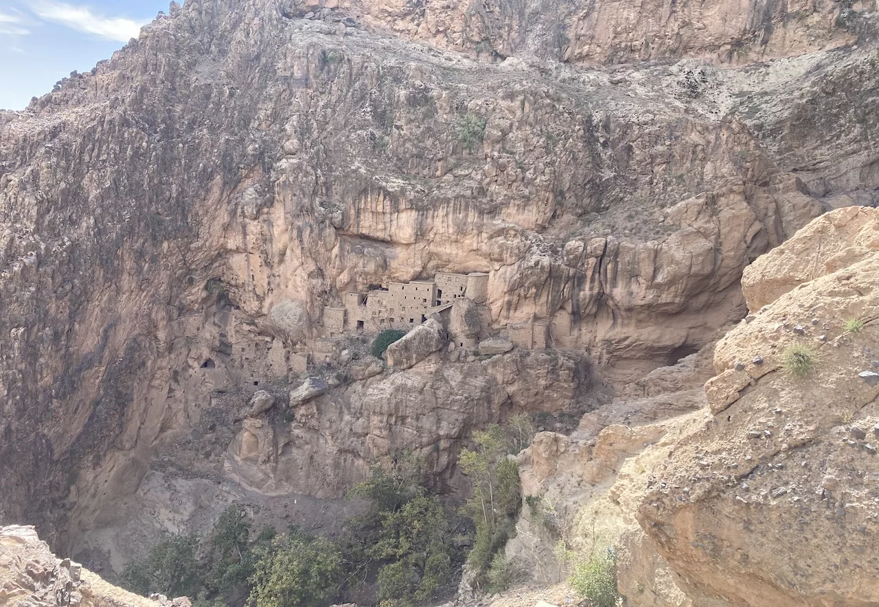 Suspended granary, Siroua Mountains, 2000 meters, November 2023