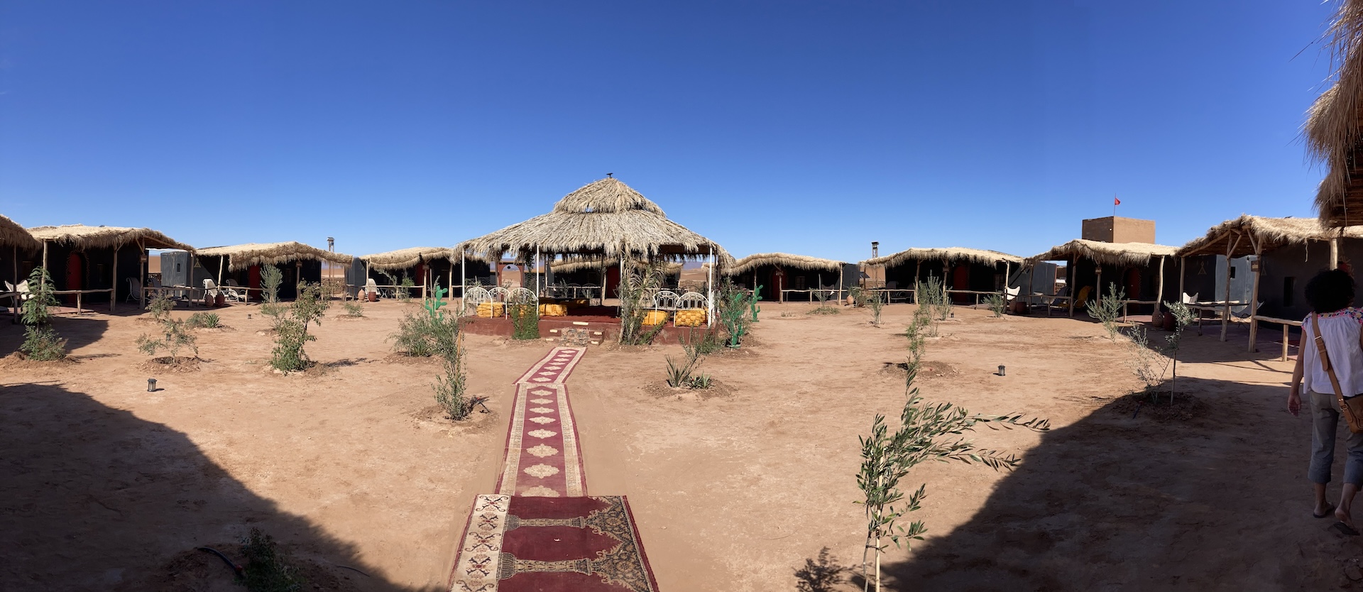Morocco desert experience 4 erg chigaga camp cramped